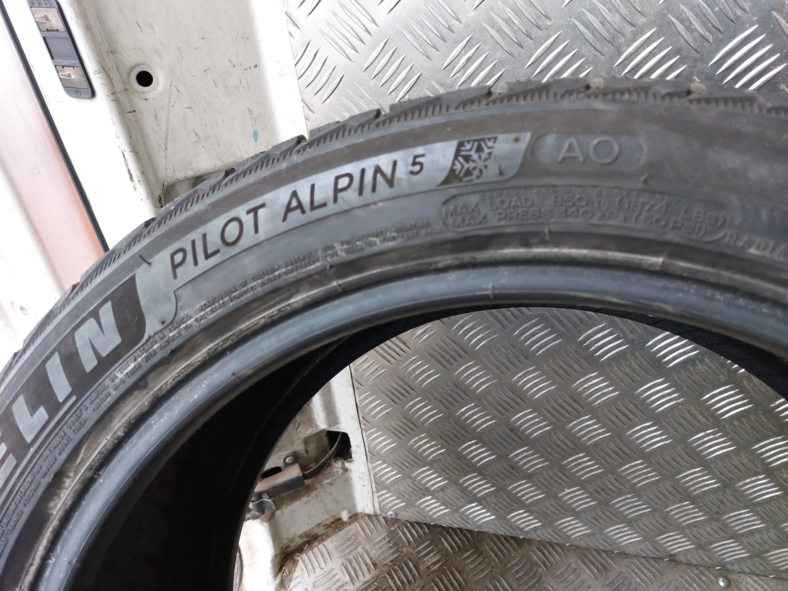 ���� 245/45R19 | Mobile.bg � ����������� 6