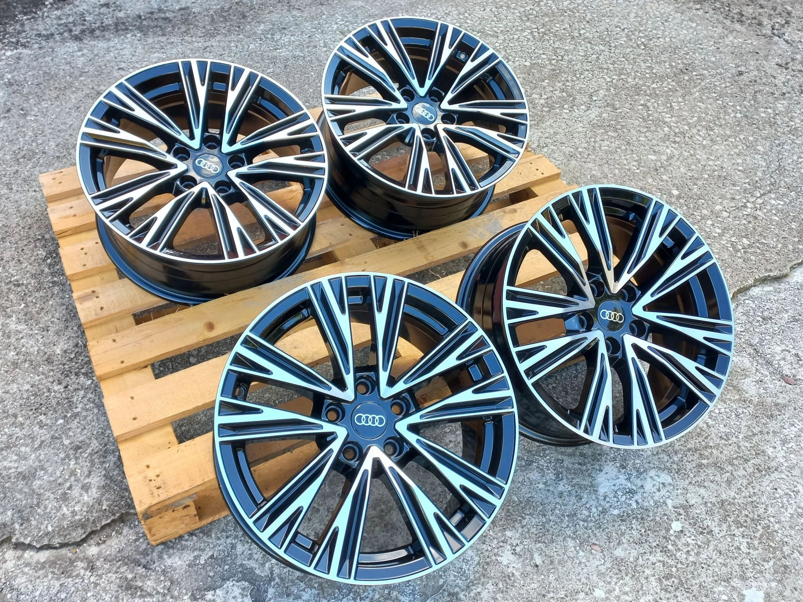 ������ �� Audi | Mobile.bg � ����������� 14