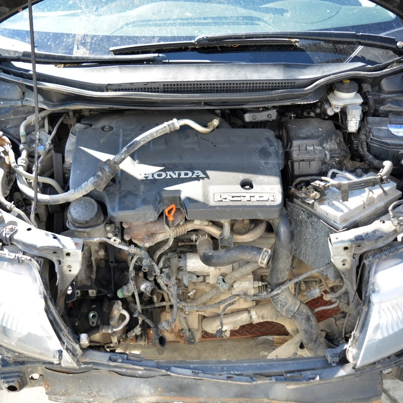 Honda Civic 2.2 CTDI, снимка 6 - Автомобили и джипове - 46182081