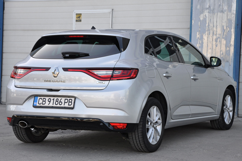 Renault Megane 1.3 TCe (140Hp) ГАРАНЦИОНЕН, снимка 4 - Автомобили и джипове - 46521728