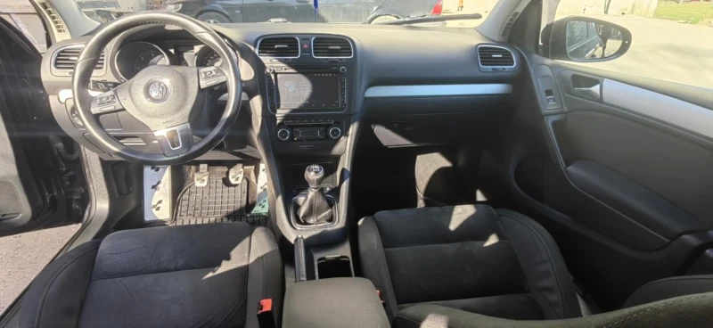 VW Golf 2.0tdi, снимка 11 - Автомобили и джипове - 48879571