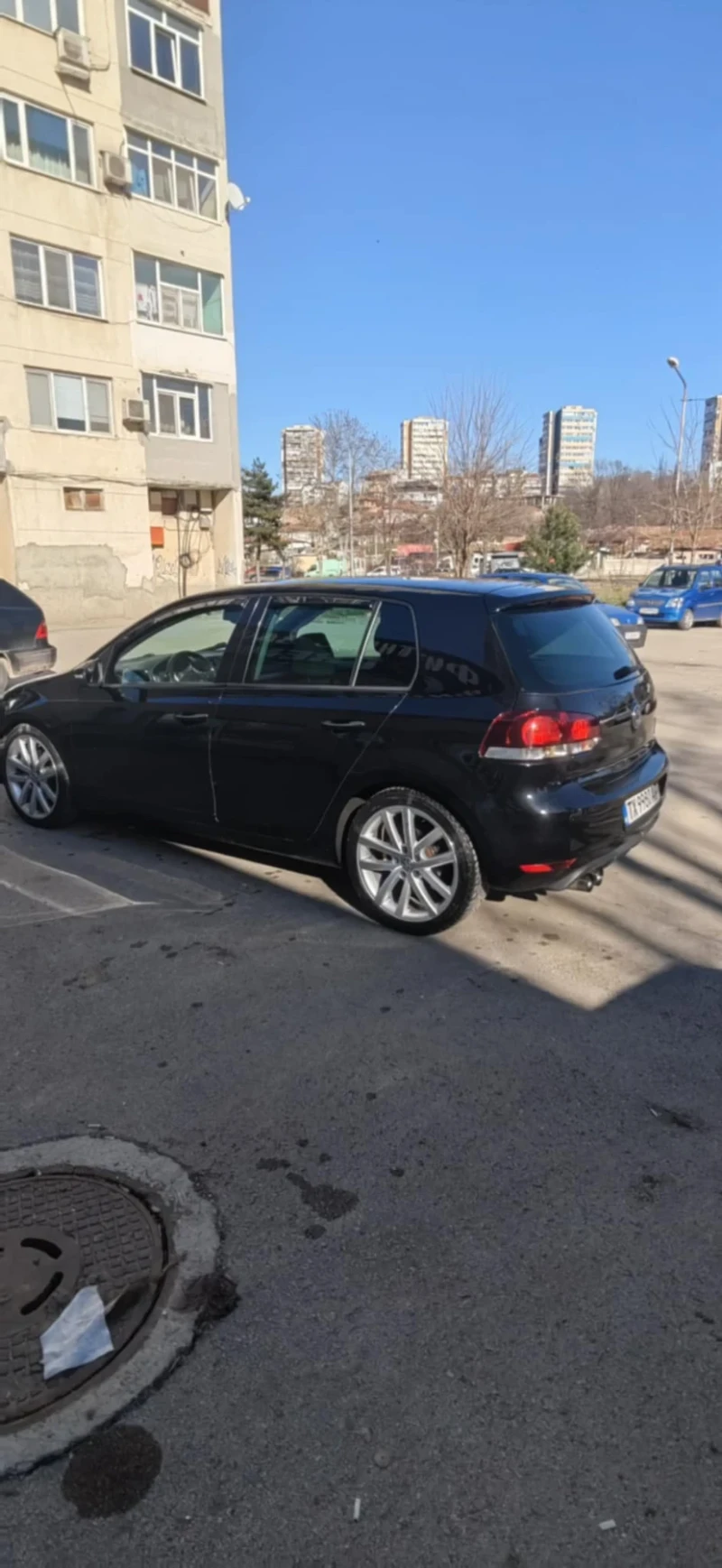 VW Golf 2.0tdi, снимка 6 - Автомобили и джипове - 48879571