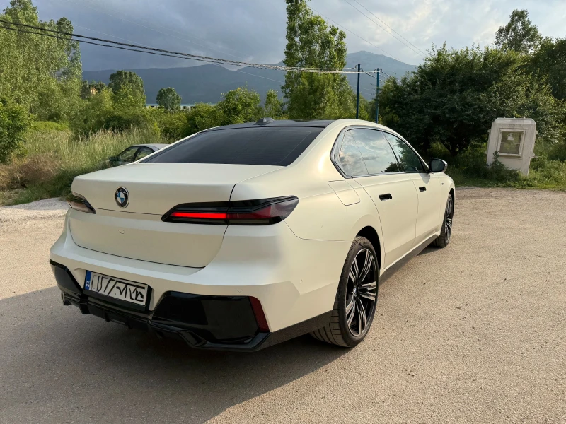 BMW 740 740d X Drive, снимка 3 - Автомобили и джипове - 52931328