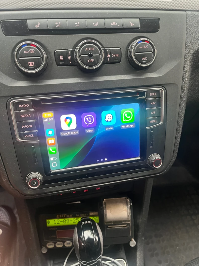 VW Caddy Maxi, снимка 9 - Автомобили и джипове - 51683511