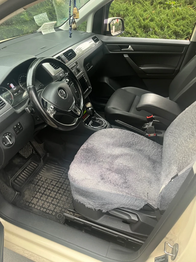 VW Caddy Maxi, снимка 4 - Автомобили и джипове - 51683511