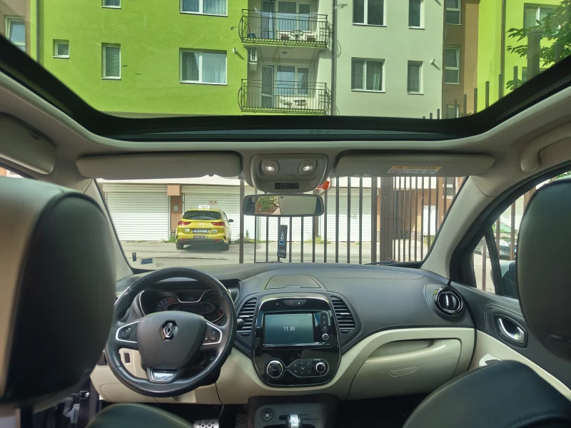 Renault Captur Initial paris /keyless Швейцария , снимка 5 - Автомобили и джипове - 51943258