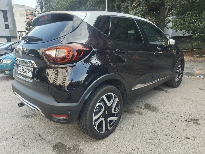Renault Captur Initial paris /keyless Швейцария , снимка 2 - Автомобили и джипове - 51943258