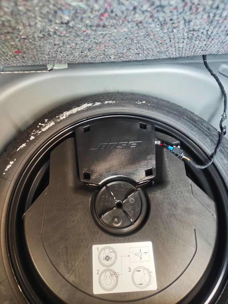 Renault Captur Initial paris /keyless Швейцария , снимка 10 - Автомобили и джипове - 51943258