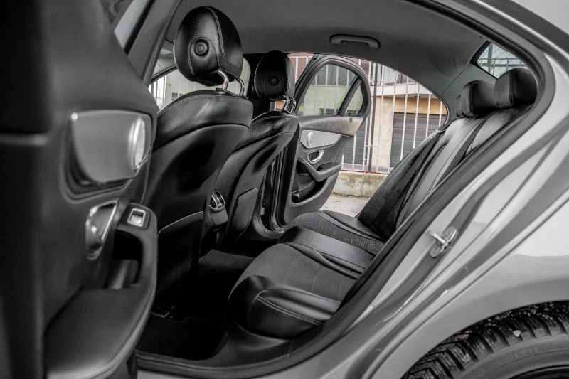 Mercedes-Benz C 220 2.2CDI-AMG-AVANTGARDE-AGILITY-LINE ASSIST-TOP, снимка 15 - Автомобили и джипове - 53007420