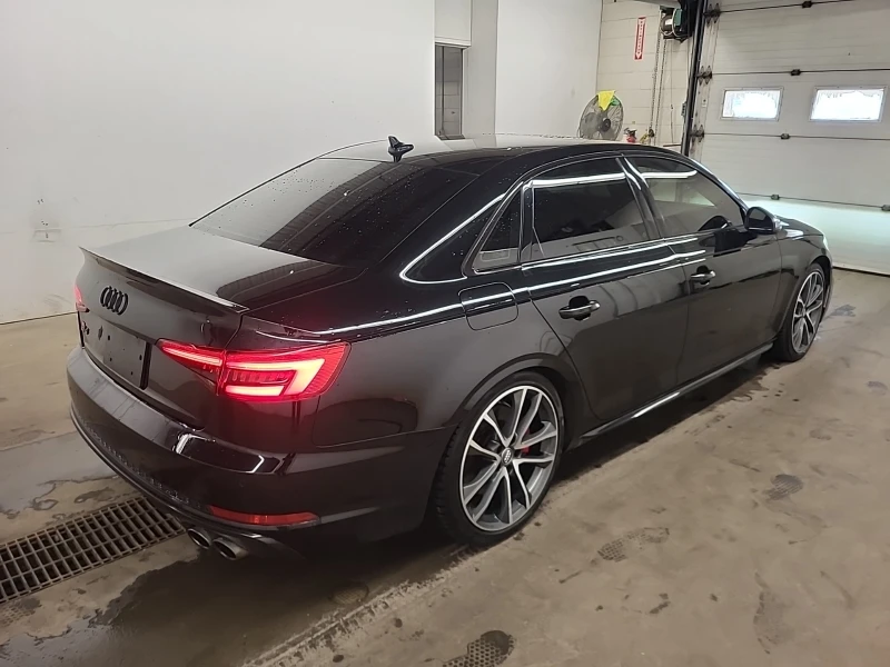 Audi S4 TECHNIK* 360CAMERA* BANG&OLUFSEN* DIGITA* KEYLESS*, снимка 3 - Автомобили и джипове - 53419714