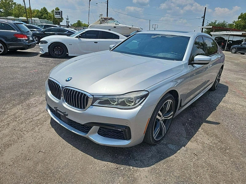 BMW 750 Li XDRIVE* M PACK* ПАНО* HuD* ЩОРИ* HARMAN/KARDON - 36000 лв. - 21191719 1