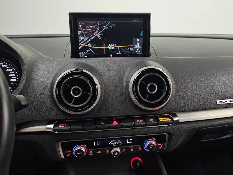 Audi S3 2.0 Tfsi Quattro, снимка 14 - Автомобили и джипове - 55390149