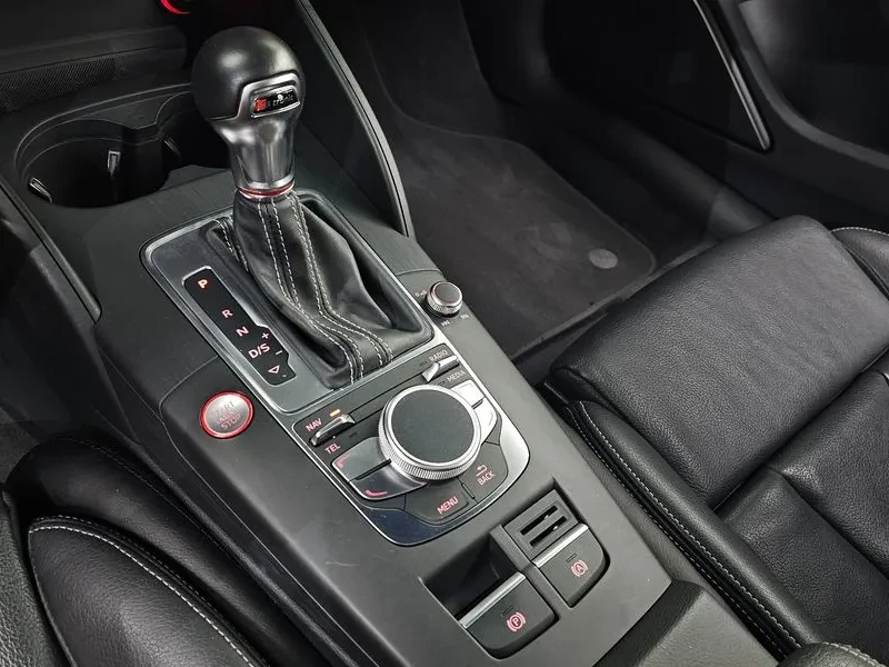 Audi S3 2.0 Tfsi Quattro, снимка 9 - Автомобили и джипове - 55390149