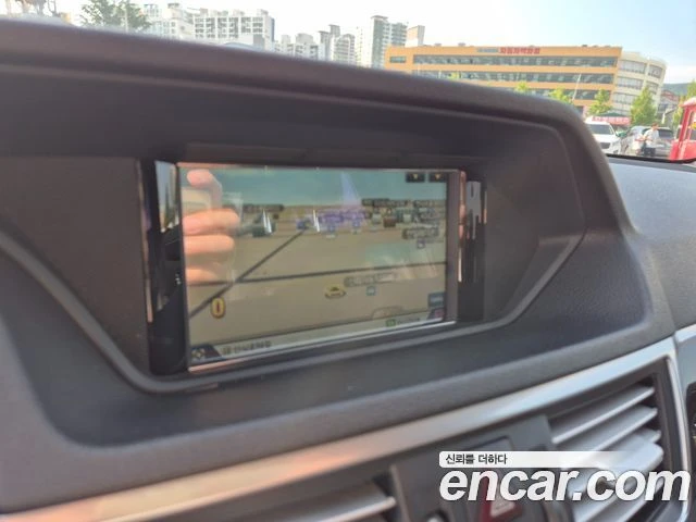 Mercedes-Benz E 300 | Mobile.bg � ����������� 11