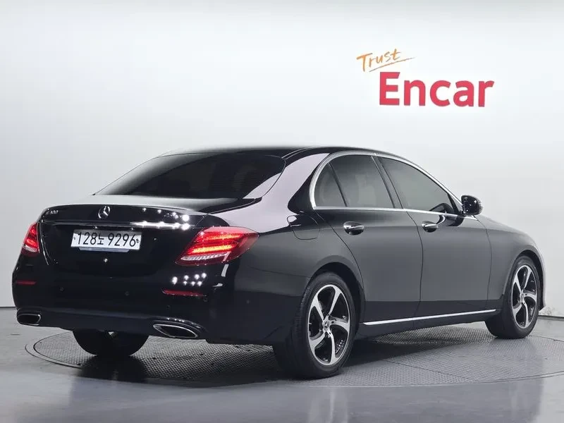 Mercedes-Benz E 250 W213 AVANTGARDE �������| �������| ����� | Mobile.bg � ����������� 2