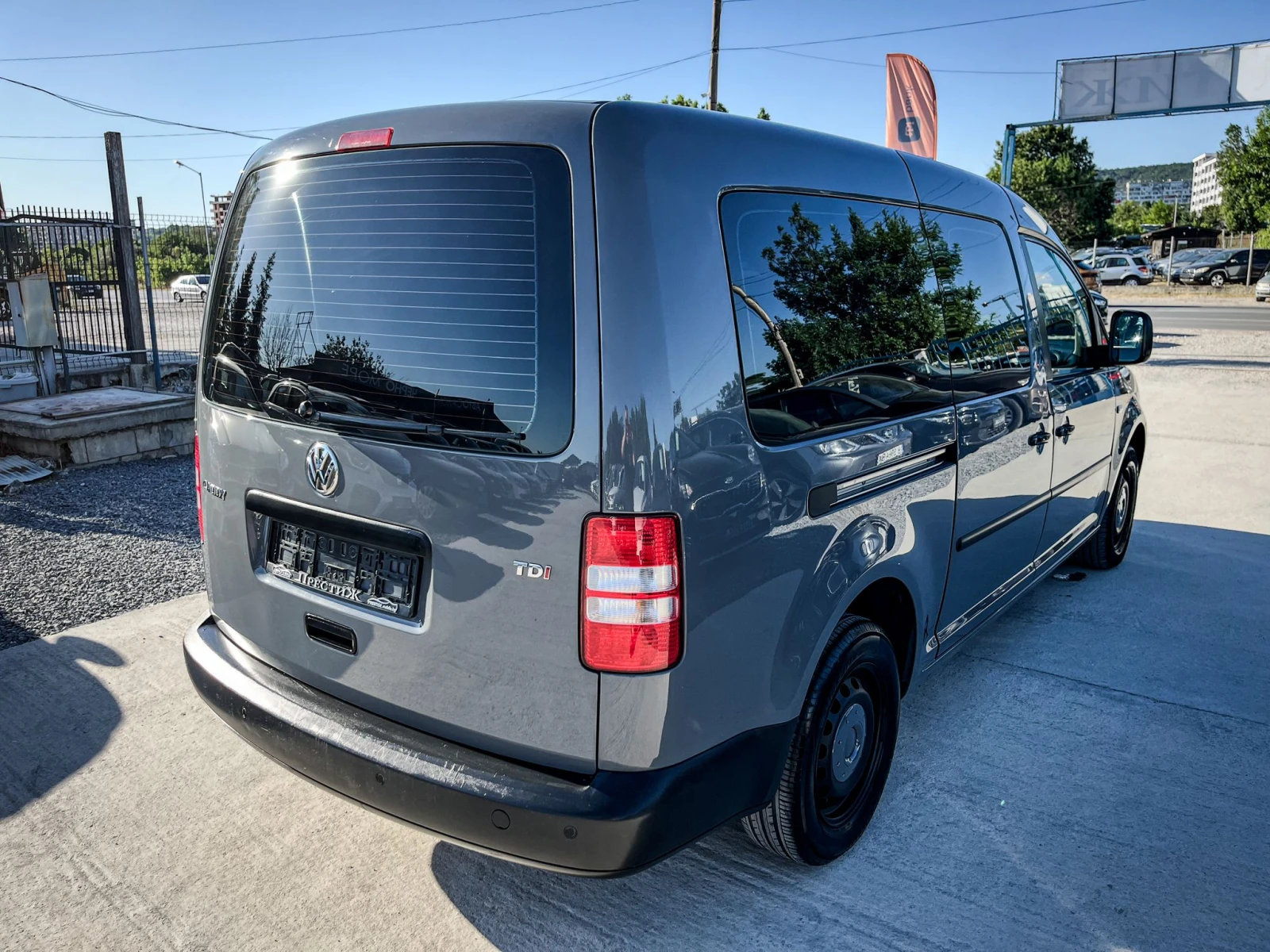 VW Caddy 1.6TDI - DSG - MAXI - изображение 4