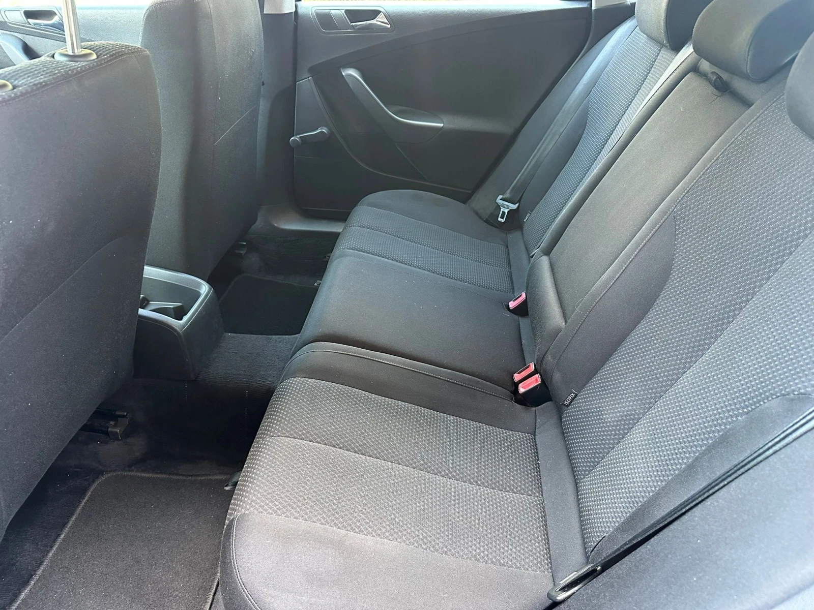 VW Passat 1, 600 EURO4 - изображение 10
