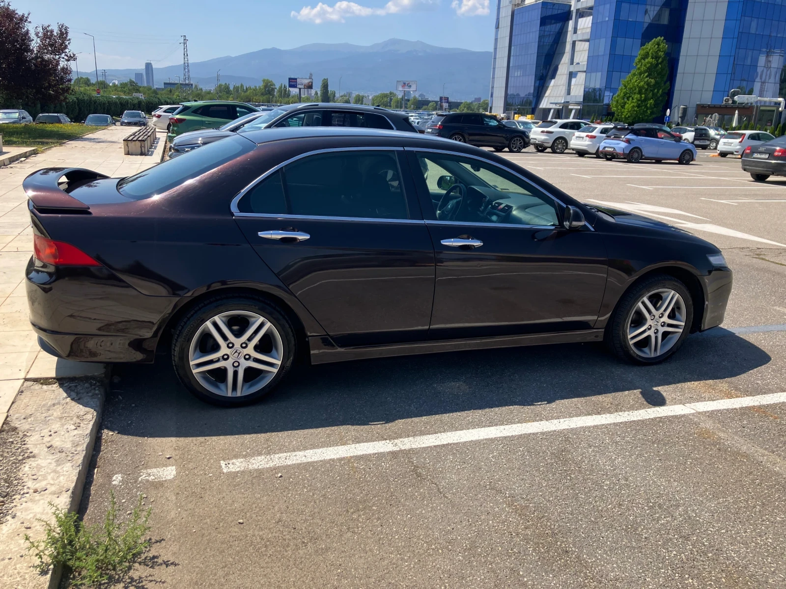 Honda Accord 2.2 i-CTDi Facelift - изображение 2