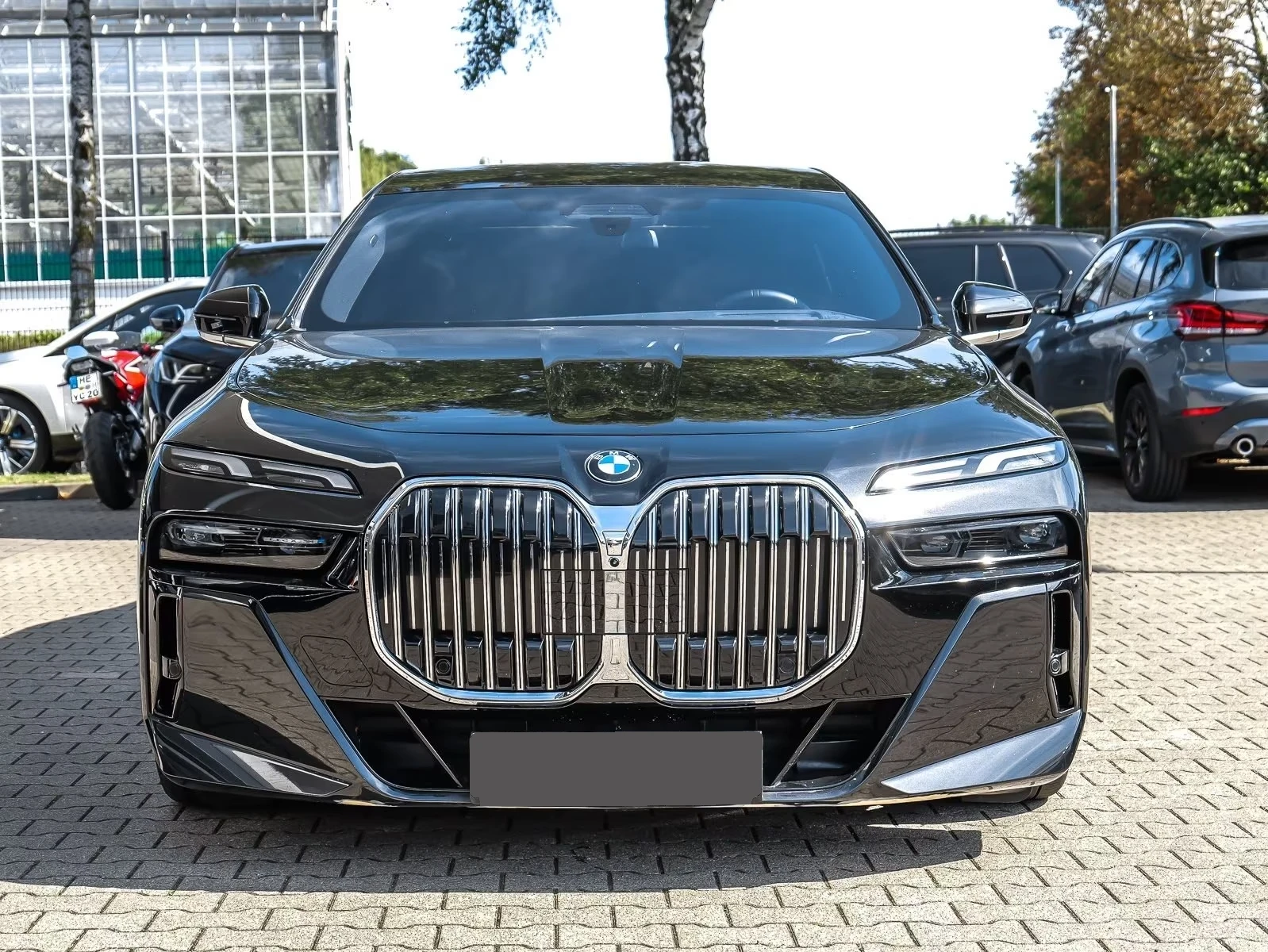 BMW 740 d xDrive SkyLounge KeyGO 360 Обдух MASSAGE B&W  - изображение 2