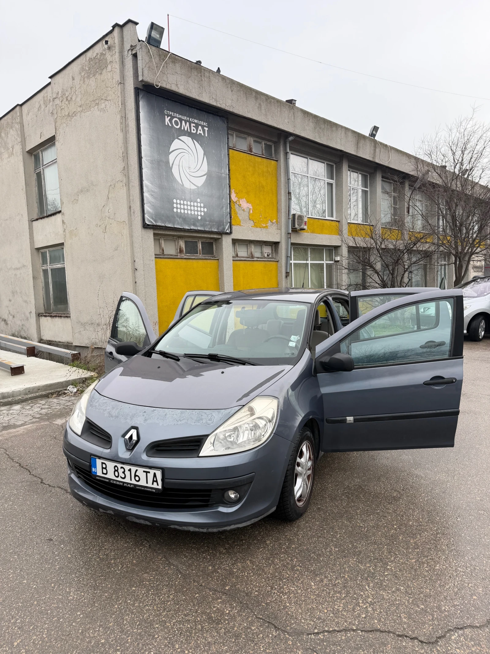 Renault Clio 1.6бензин 16V - изображение 2
