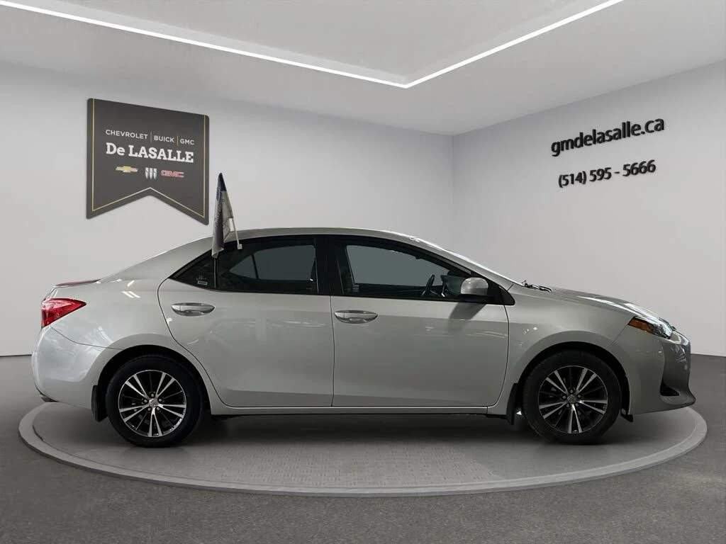 Toyota Corolla LE* АвтоКредит* (ЦЕНА ДО БГ), снимка 3 - Автомобили и джипове - 54068582