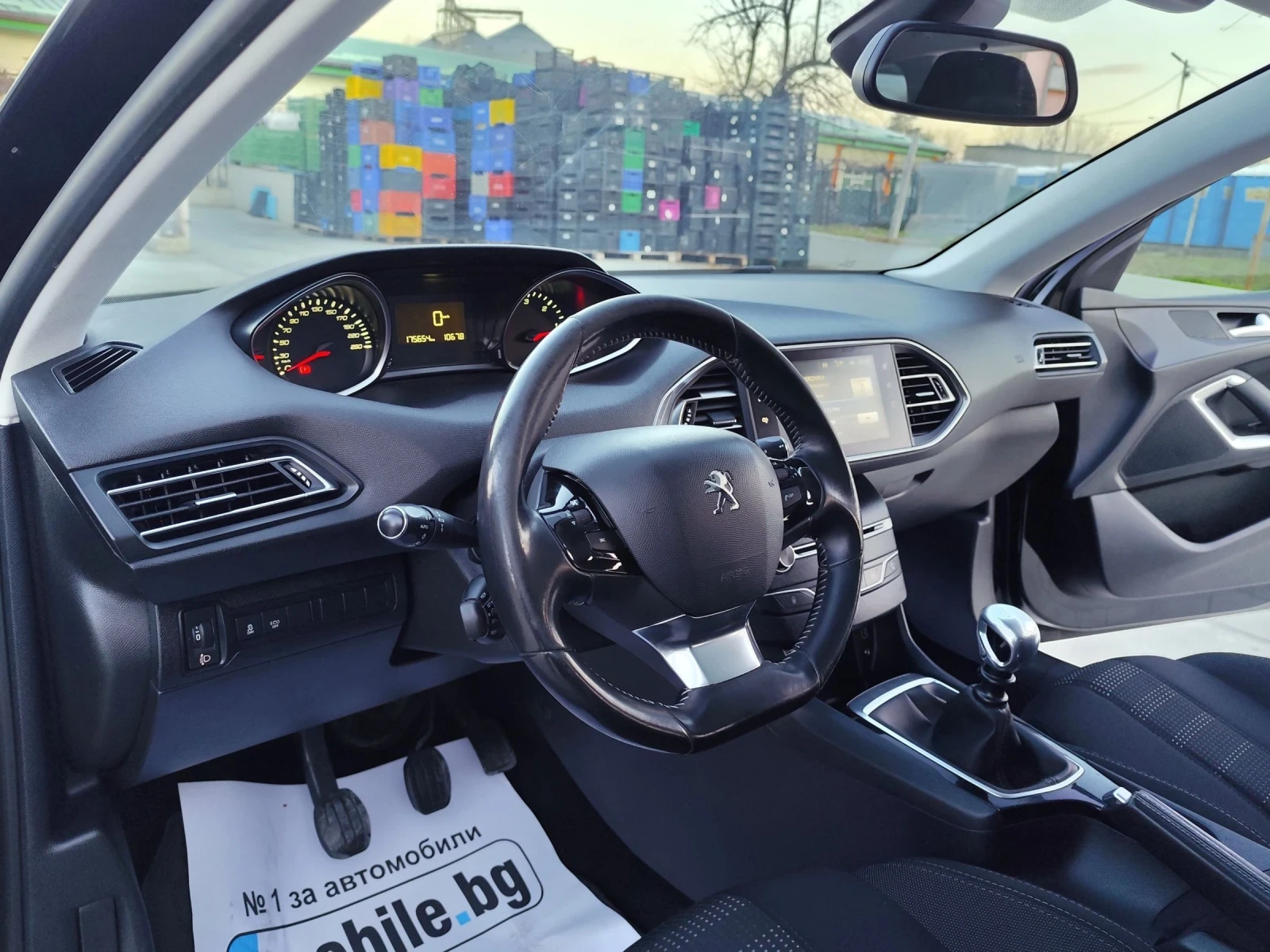 Peugeot 308 1.6HDI-LED-НАВИ-КАМЕРА-ПАНОРАМА-EU-6, снимка 15 - Автомобили и джипове - 54138300