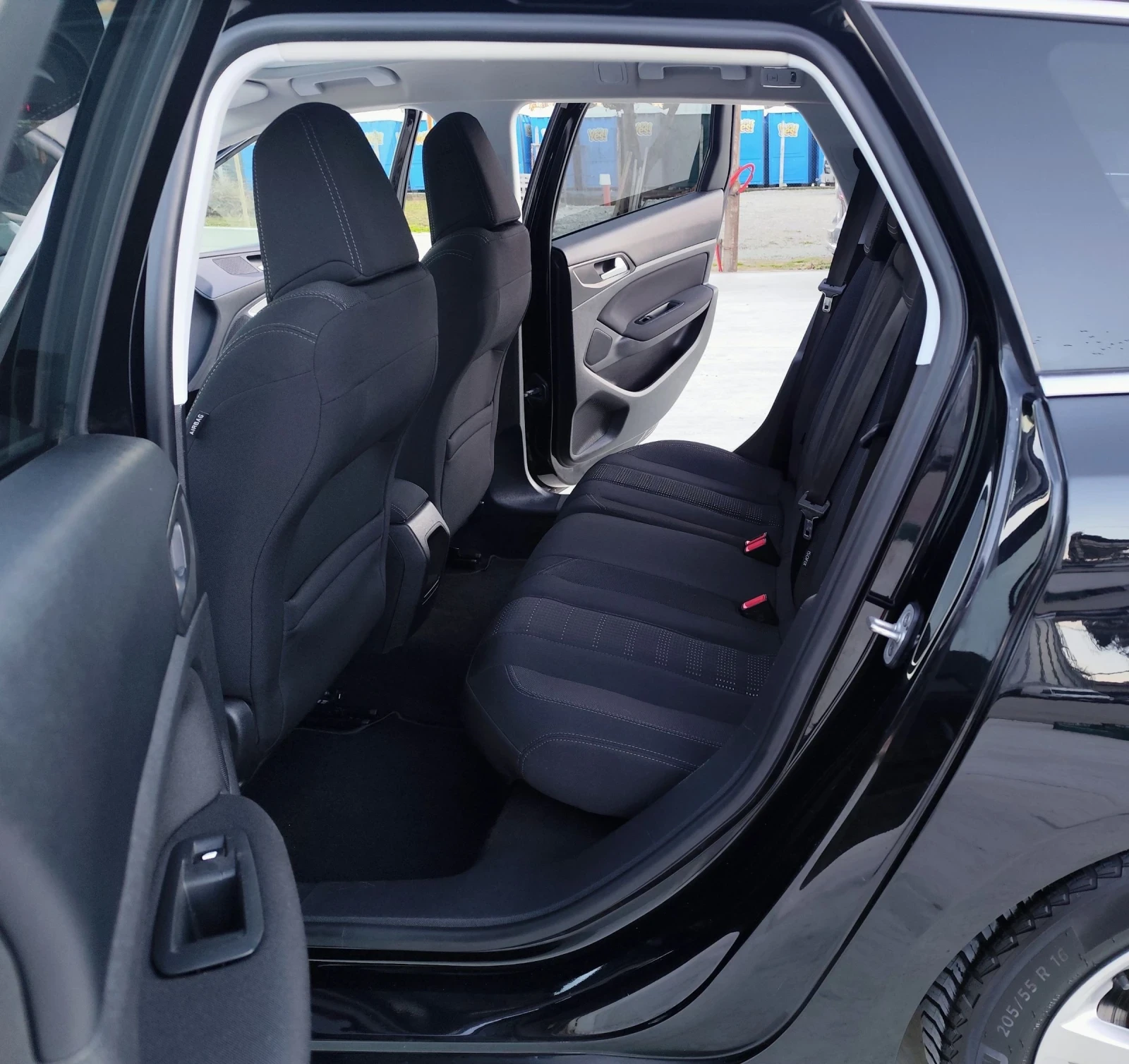 Peugeot 308 1.6HDI-LED-НАВИ-КАМЕРА-ПАНОРАМА-EU-6, снимка 11 - Автомобили и джипове - 54138300