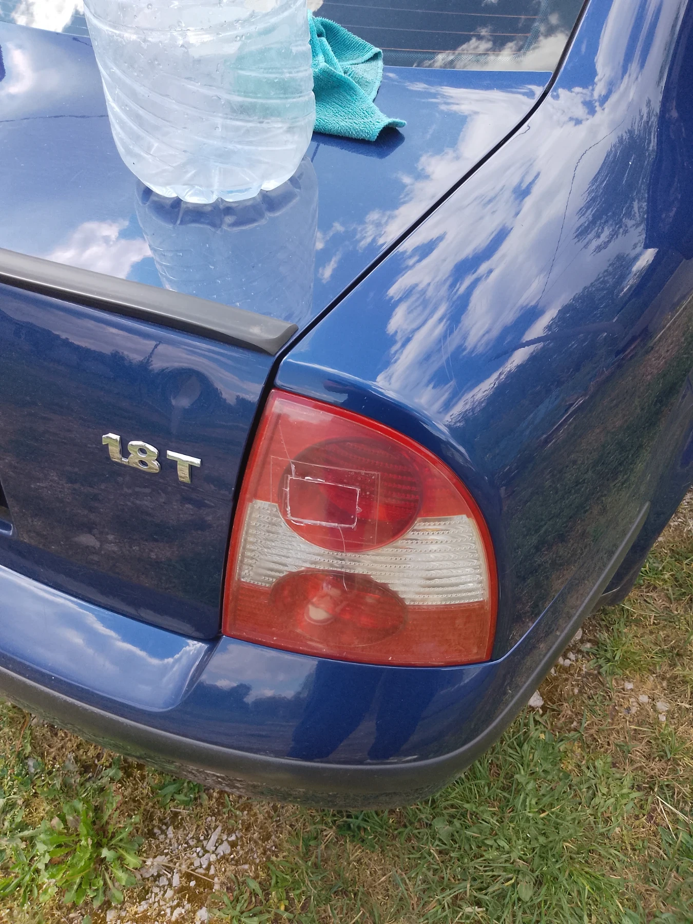 VW Passat 1.8 TURBO, снимка 5 - Автомобили и джипове - 54381335