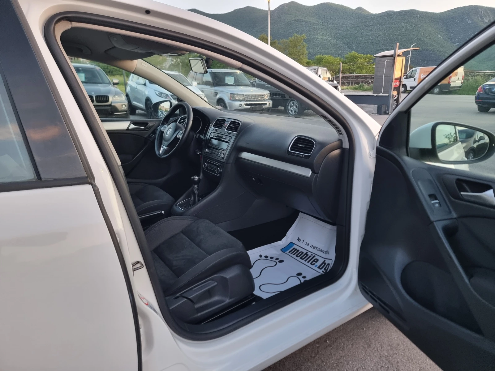 VW Golf 2.0TDI, снимка 15 - Автомобили и джипове - 54549724