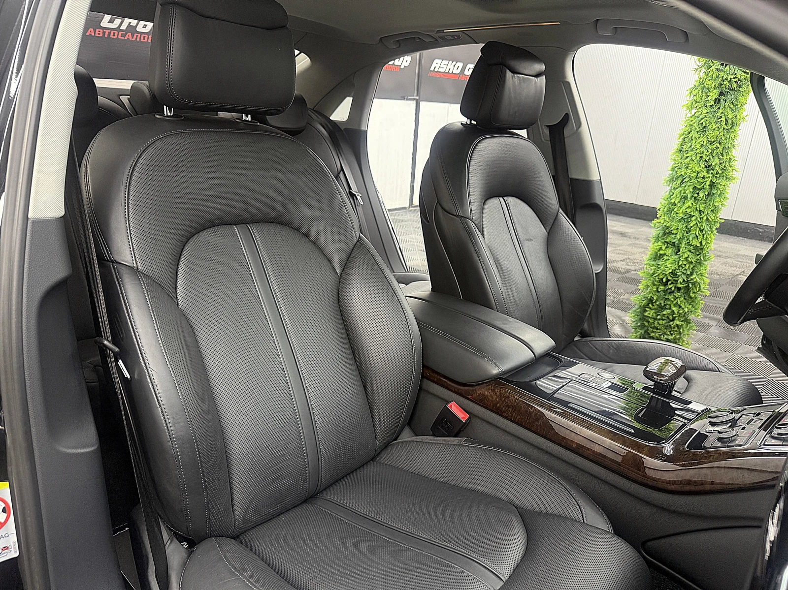 Audi A8 FUL LED/4.2TDI/ПОДГРЕВ ОБДУХВАНЕ ГЕРМАНИЯ ЛИЗИНГ, снимка 15 - Автомобили и джипове - 54622106