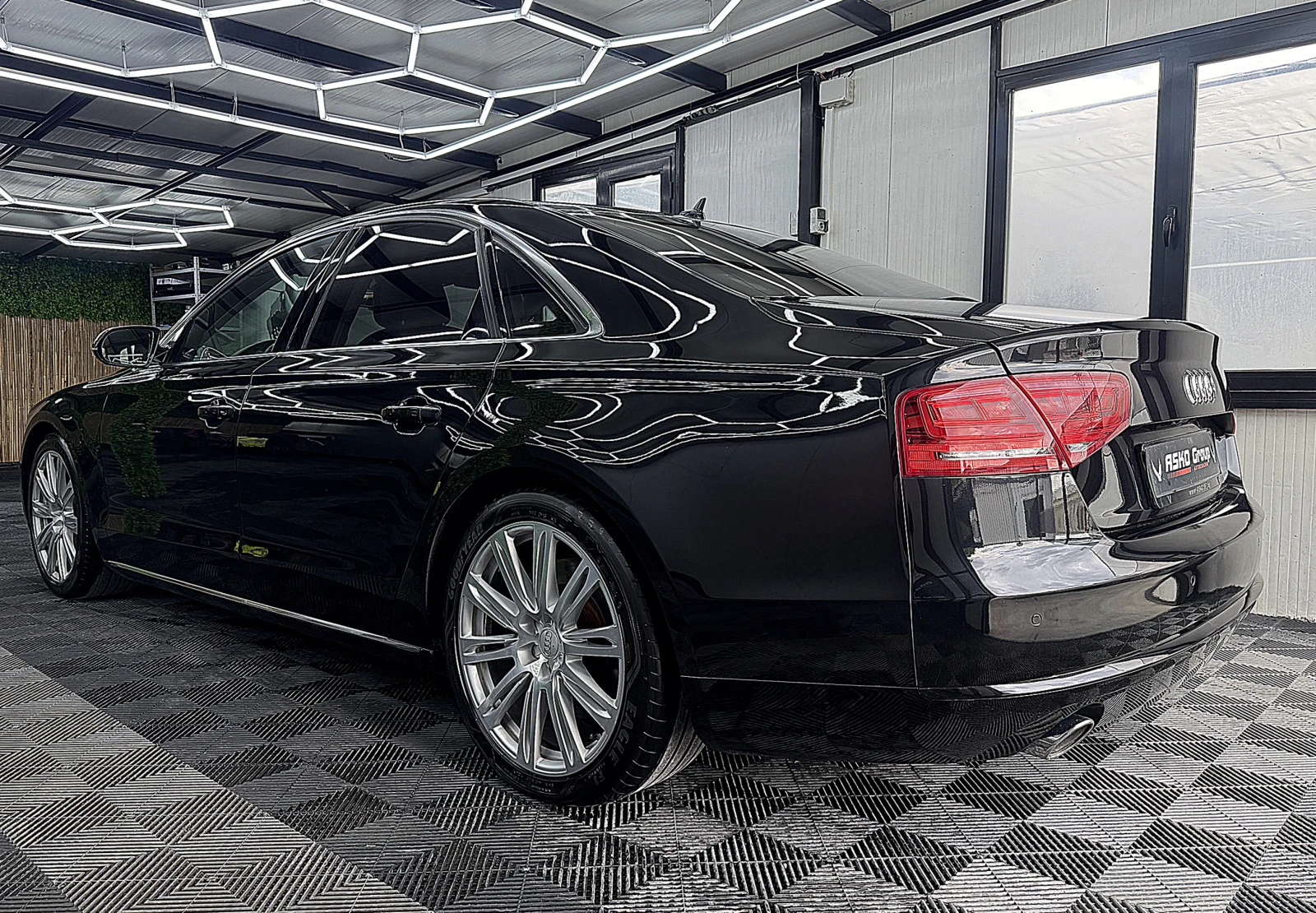 Audi A8 FUL LED/4.2TDI/ПОДГРЕВ ОБДУХВАНЕ ГЕРМАНИЯ ЛИЗИНГ, снимка 4 - Автомобили и джипове - 54622106