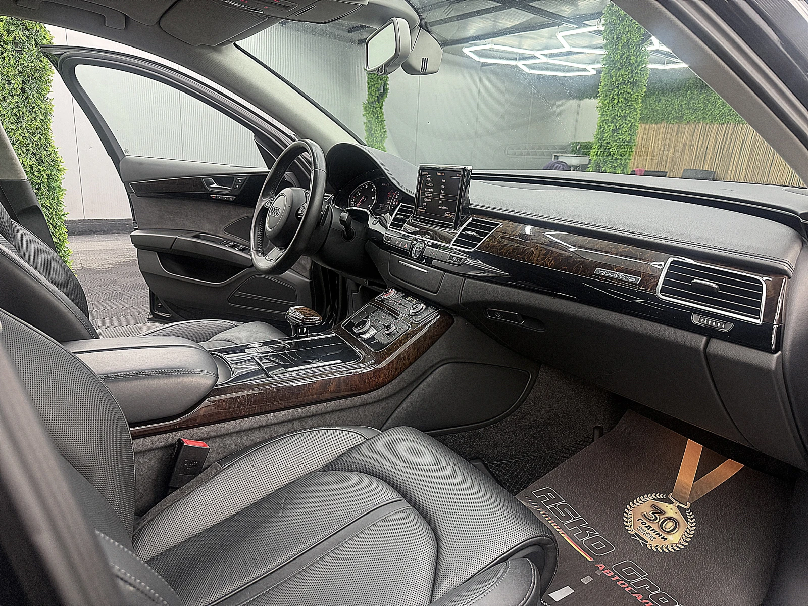 Audi A8 FUL LED/4.2TDI/ПОДГРЕВ ОБДУХВАНЕ ГЕРМАНИЯ ЛИЗИНГ, снимка 14 - Автомобили и джипове - 54622106