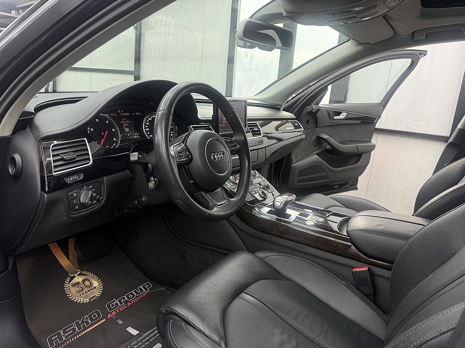 Audi A8 FUL LED/4.2TDI/ПОДГРЕВ ОБДУХВАНЕ ГЕРМАНИЯ ЛИЗИНГ, снимка 16 - Автомобили и джипове - 54622106