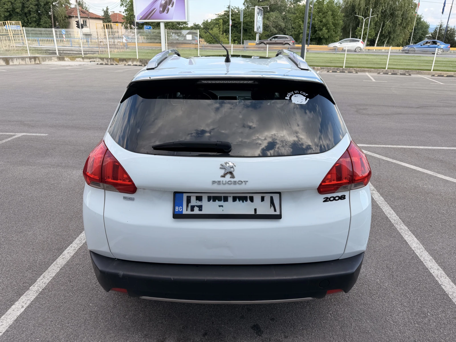 Peugeot 2008 eHDI, снимка 6 - Автомобили и джипове - 54994018