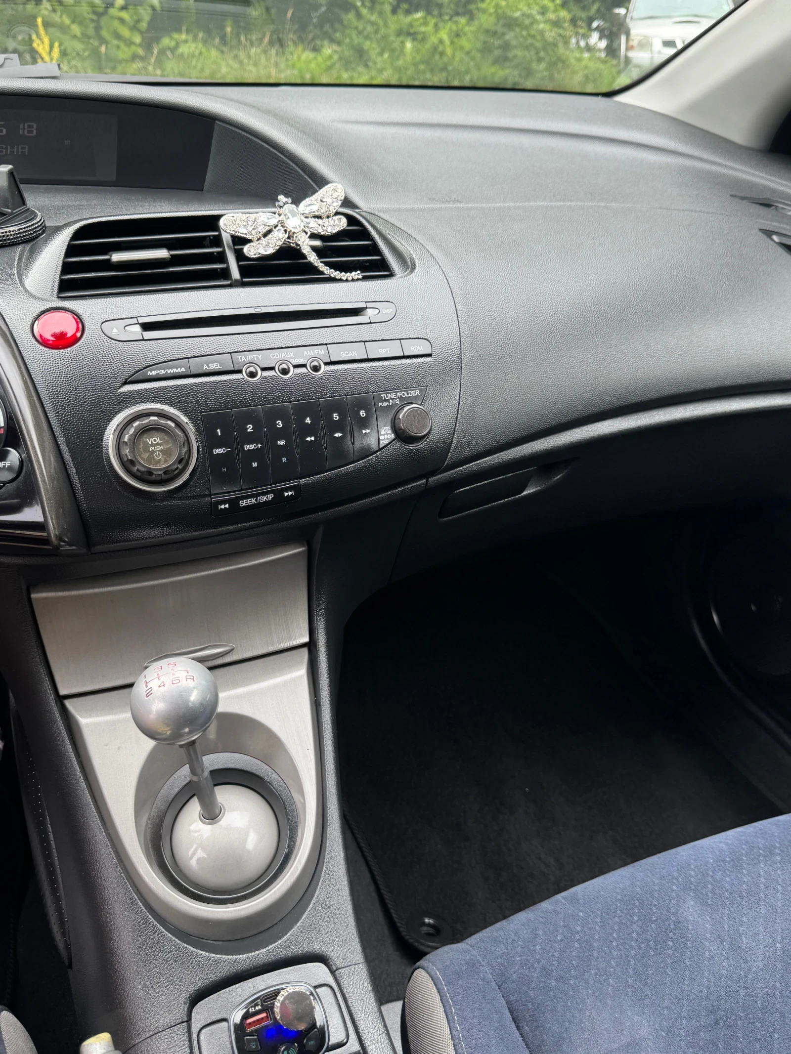 Honda Civic 1.4, снимка 9 - Автомобили и джипове - 55257686