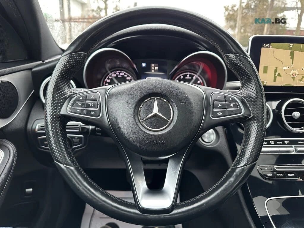Mercedes-Benz C 300 4MATIC * АвтоКредит * (ЦЕНА ДО БГ), снимка 10 - Автомобили и джипове - 55344760