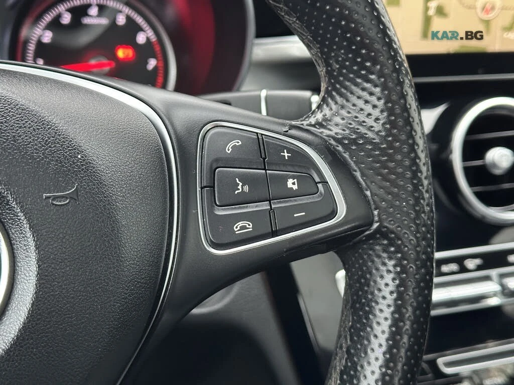 Mercedes-Benz C 300 4MATIC * АвтоКредит * (ЦЕНА ДО БГ), снимка 12 - Автомобили и джипове - 55344760