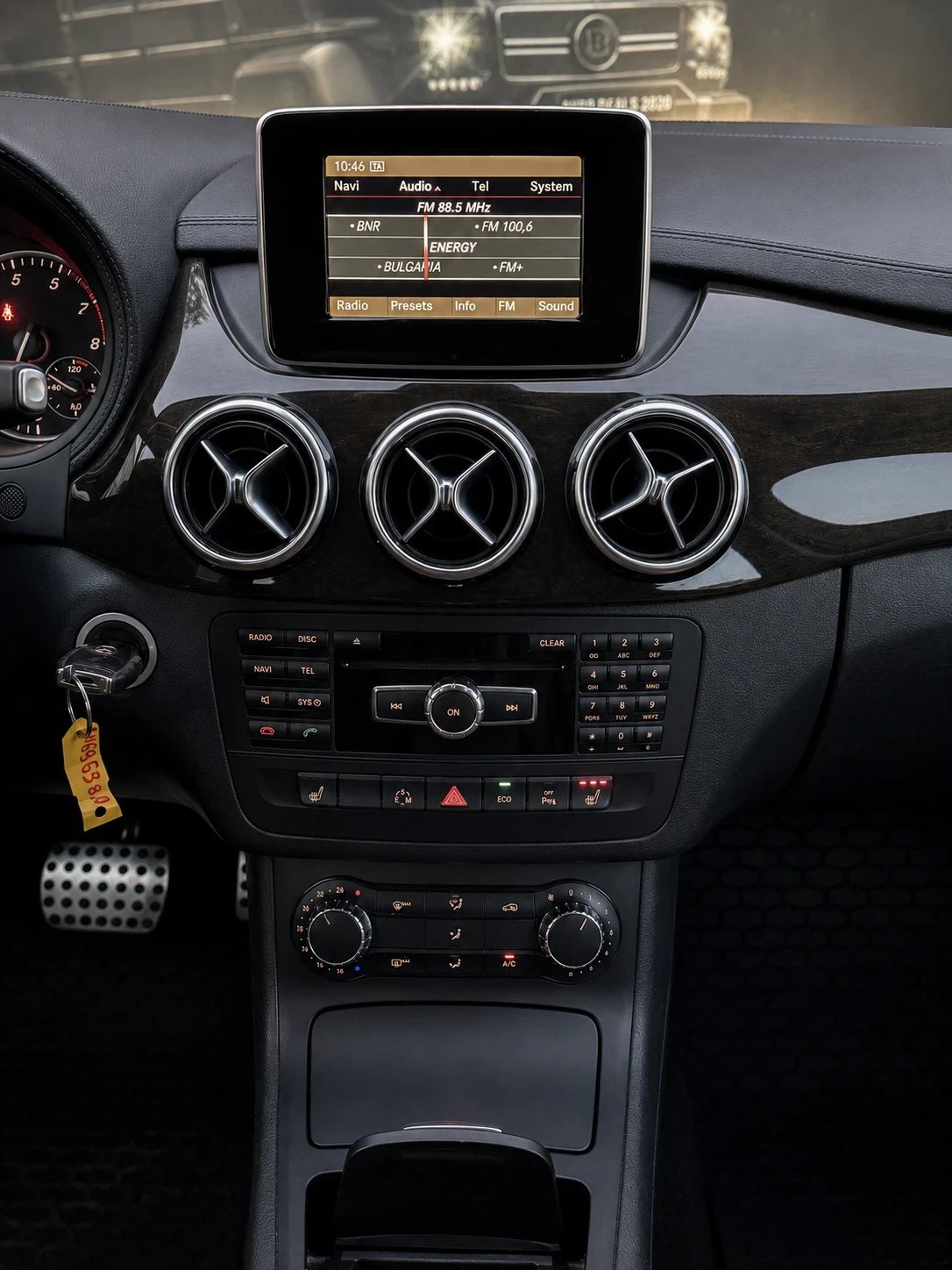 Mercedes-Benz B 180 AUTOMATIC| LED| TOP| СОБСТВЕН ЛИЗИНГ, снимка 10 - Автомобили и джипове - 55494829