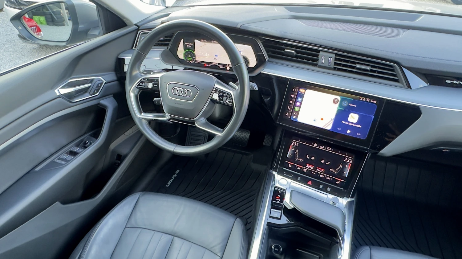 Audi E-Tron 55 Quattro Distronic Keyless Кожа Подгрев Сar play, снимка 9 - Автомобили и джипове - 55674234
