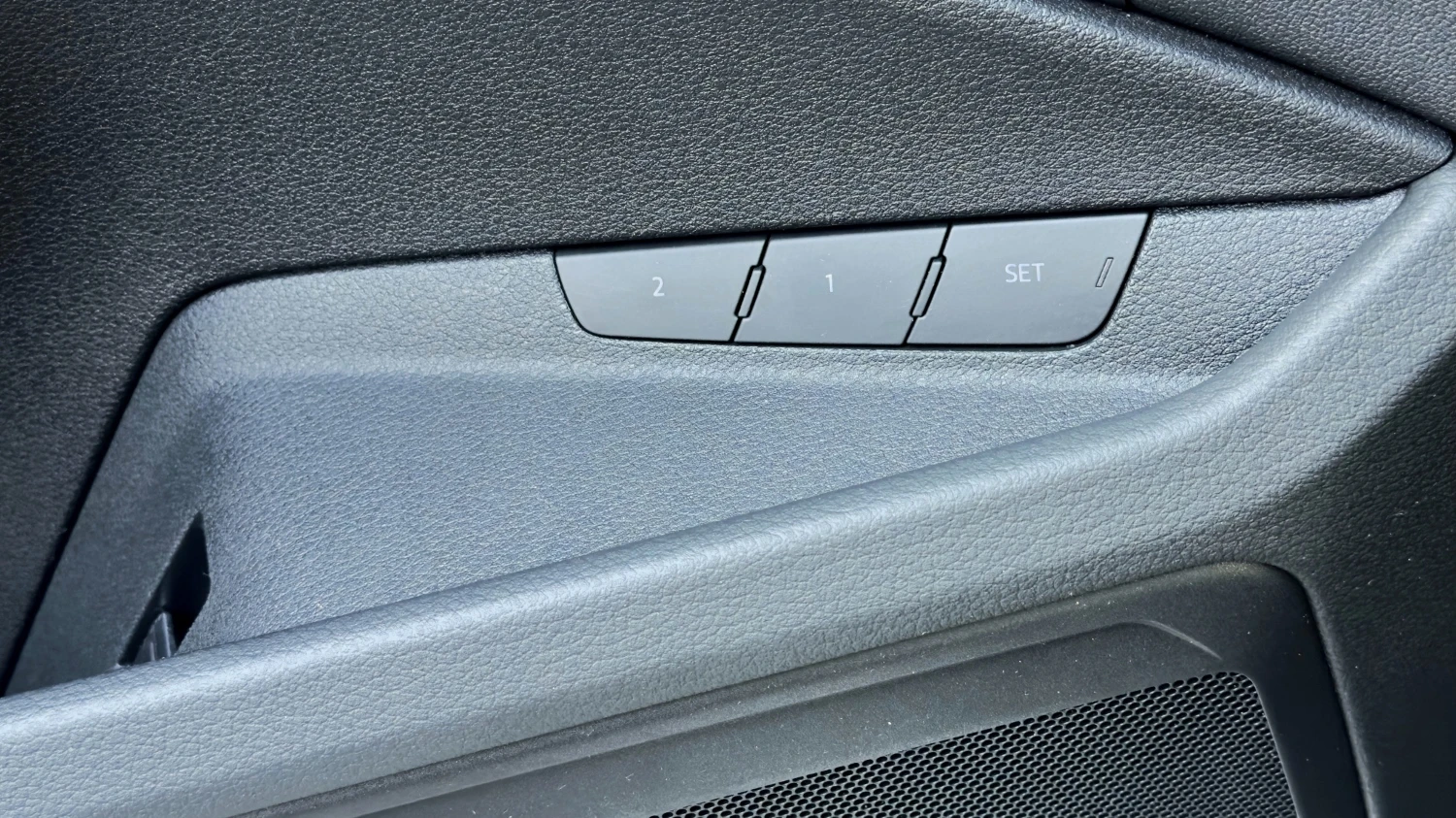 Audi E-Tron 55 Quattro Distronic Keyless Кожа Подгрев Сar play, снимка 14 - Автомобили и джипове - 55674234