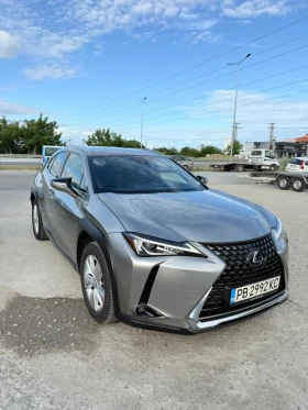    Lexus UX 250h FULL SERVICE IN LEXUS NEW !!!