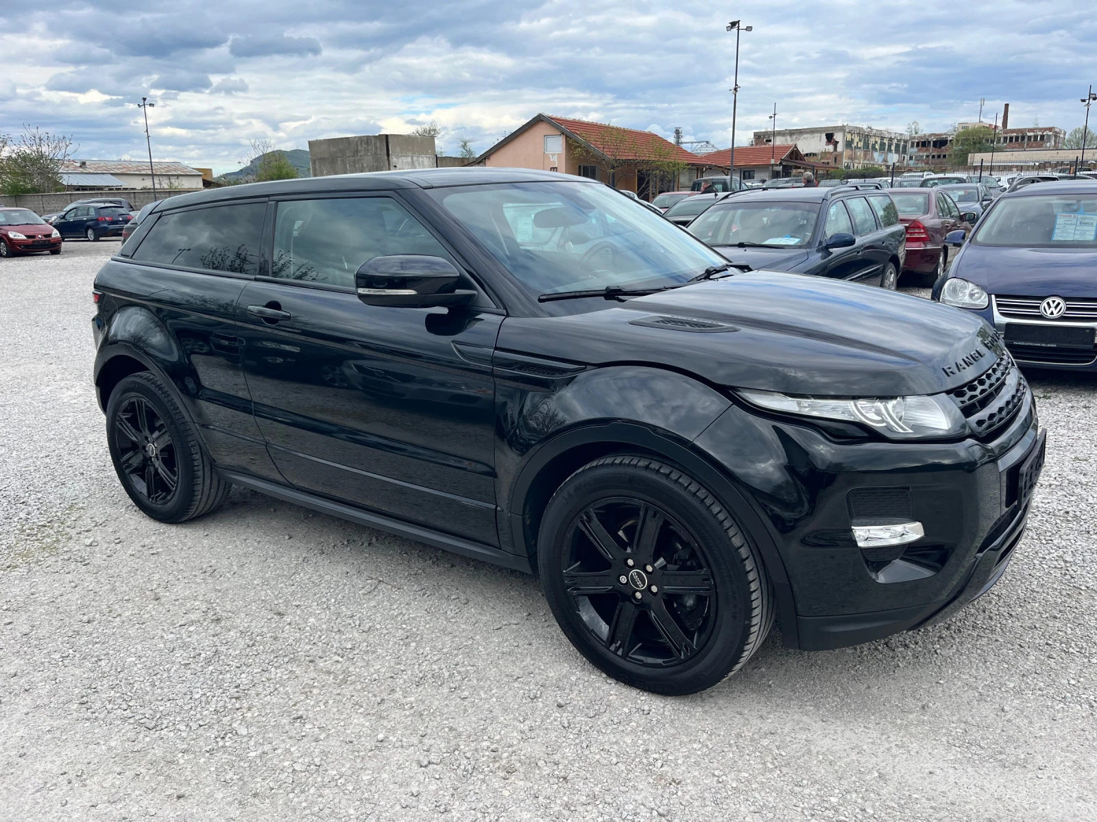 Land Rover Range Rover Evoque 2.2 SD 190ps DYNAMIC - изображение 4