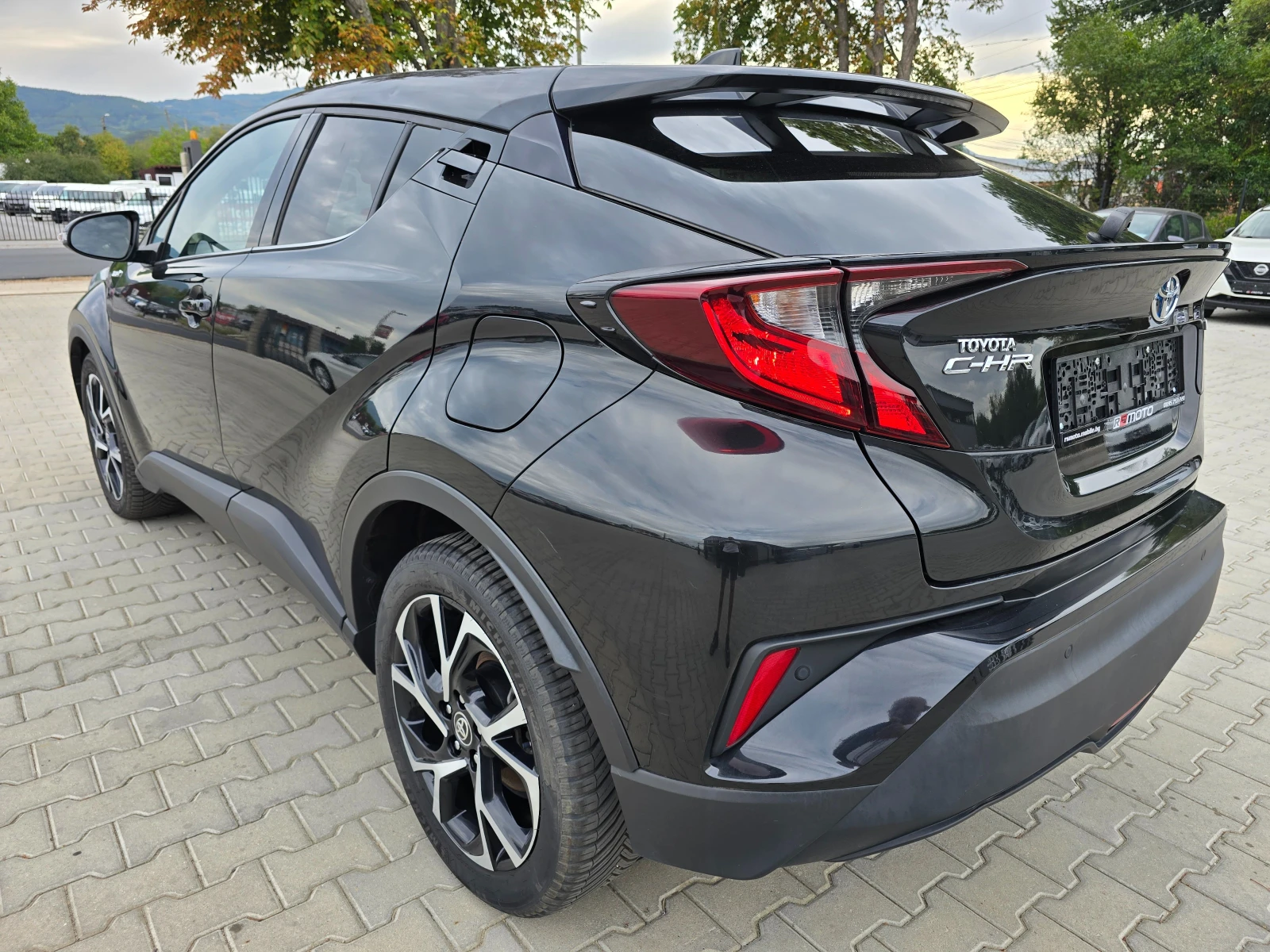 Toyota C-HR 1.8 Hybrid, Face, 2021г., 112000км.! - изображение 4