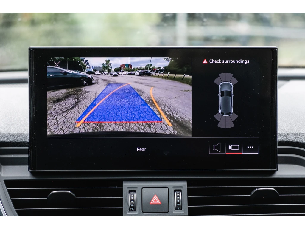 Audi Q5 Без инциденти* Един собственик* Кожа* Подгрев* Пан - изображение 8