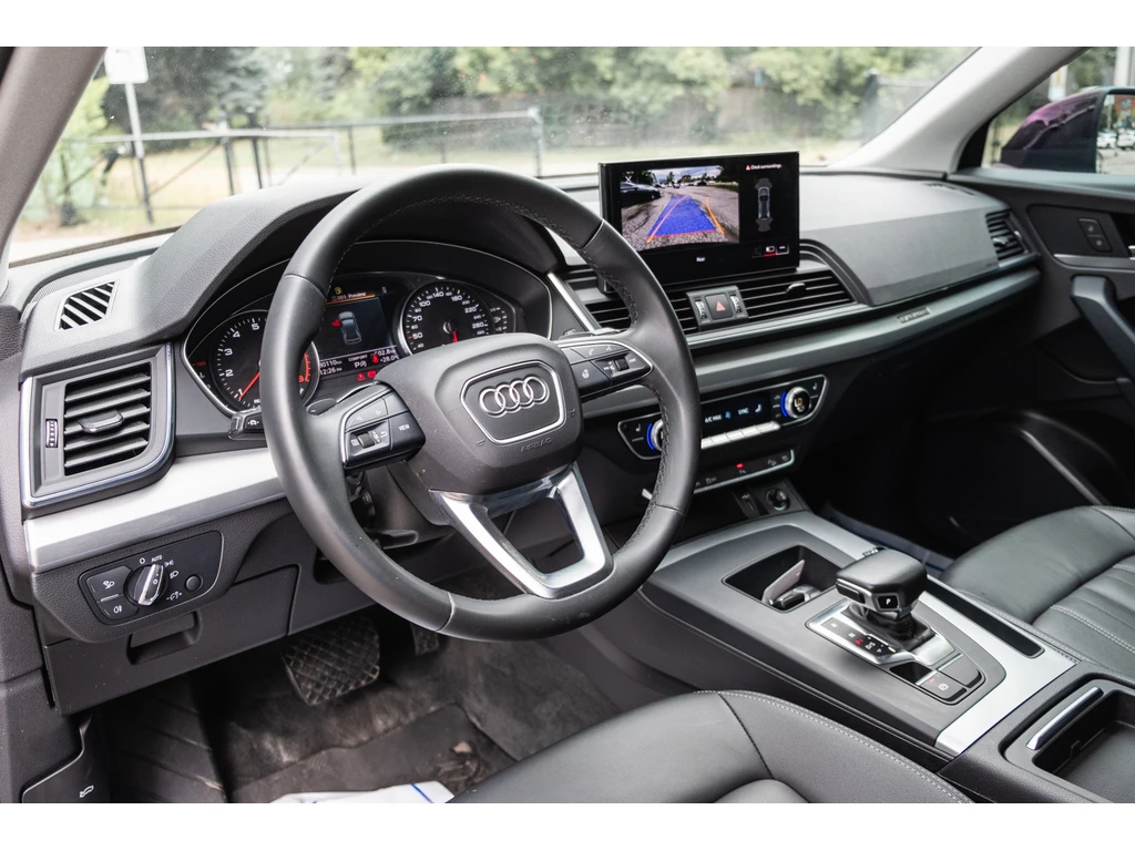 Audi Q5 Без инциденти* Един собственик* Кожа* Подгрев* Пан - изображение 5