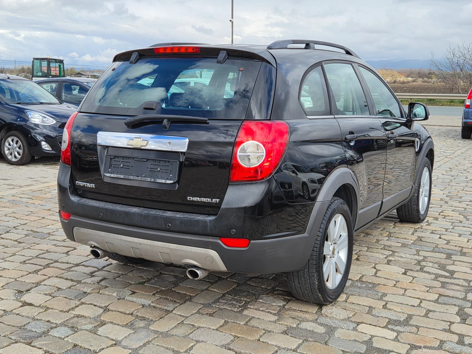 Chevrolet Captiva 2.0D 150кс 4х4 АВТОМАТИК 7 МЕСТА, снимка 6 - Автомобили и джипове - 54097308