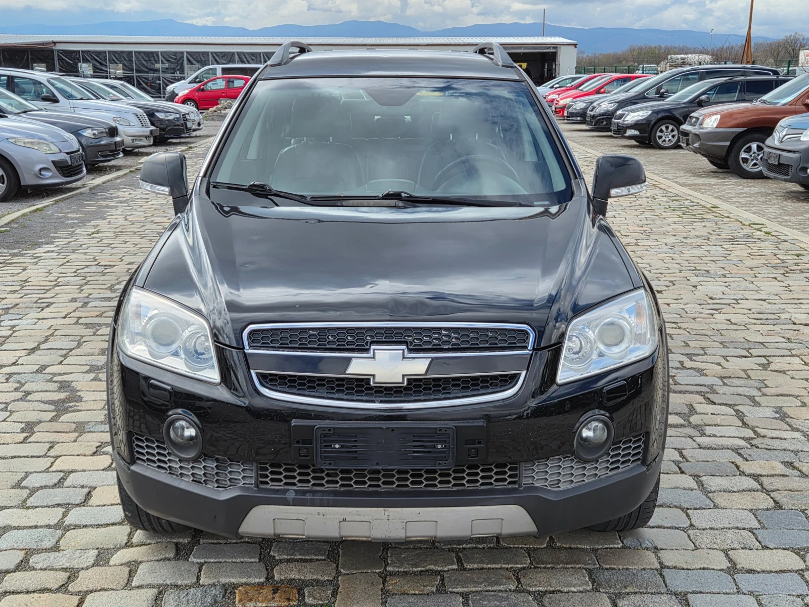 Chevrolet Captiva 2.0D 150кс 4х4 АВТОМАТИК 7 МЕСТА, снимка 2 - Автомобили и джипове - 54097308