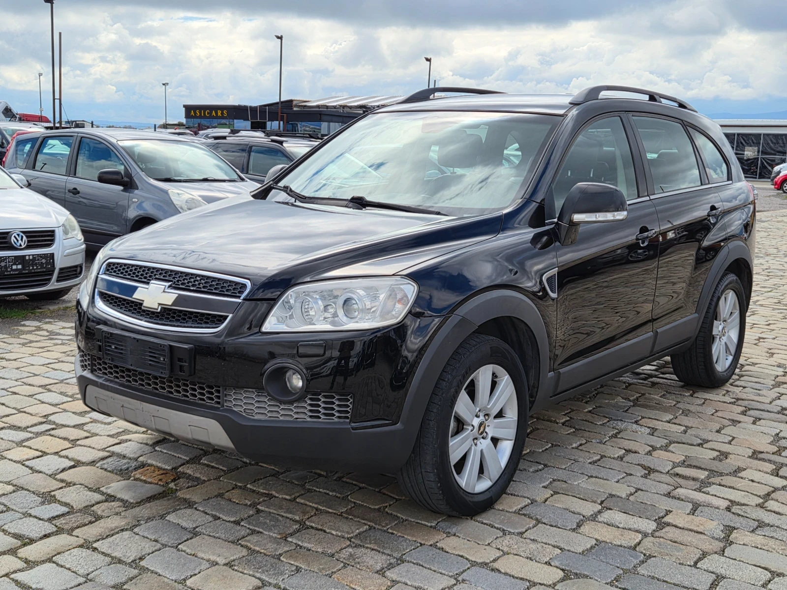 Chevrolet Captiva 2.0D 150кс 4х4 АВТОМАТИК 7 МЕСТА, снимка 3 - Автомобили и джипове - 54097308