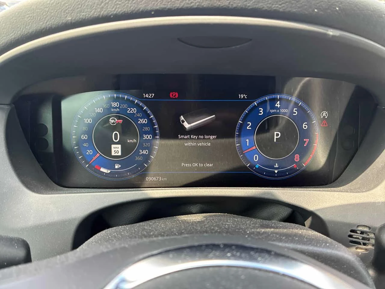 Jaguar F-PACE * SVR * CARFAX * ���� �� �� | Mobile.bg � ����������� 7