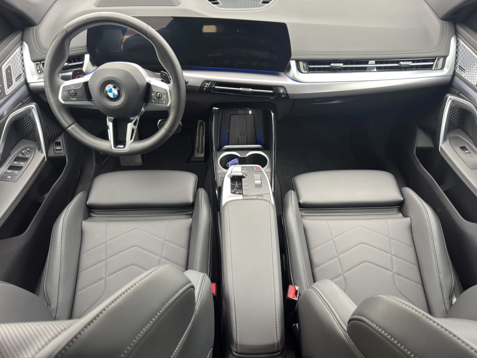 BMW X1 xDrive23i, снимка 7 - Автомобили и джипове - 54364077